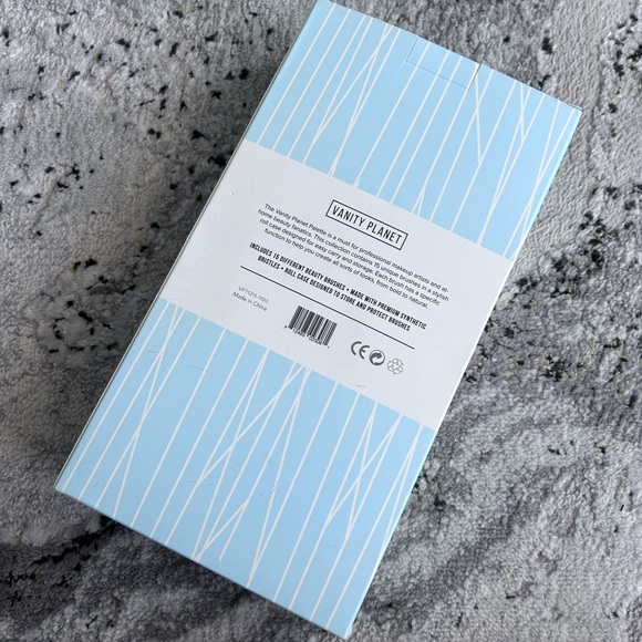 Vanity Planet 15 Piece Professional & Portable Makeup Brush Collection - Picture 6 of 6